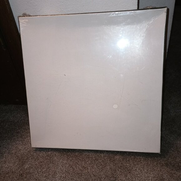 NEW Hallmark 3-D Easter Egg Treehouse Family Puzzle - Picture 6 of 8